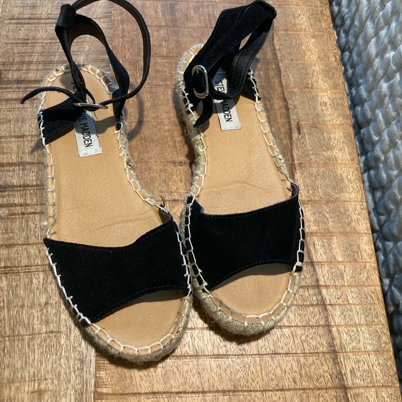 Black Steve Madden Espadrilles - Picture 2 of 3